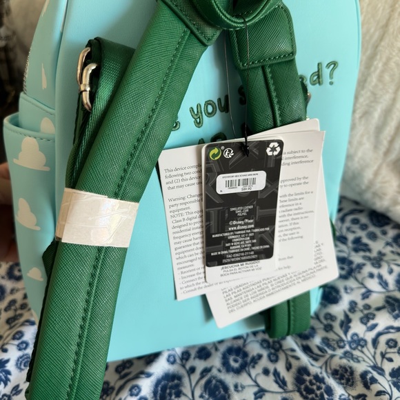 Loungefly Rex Backpack 🎒with roar sound ✨🦖 - Picture 2 of 3